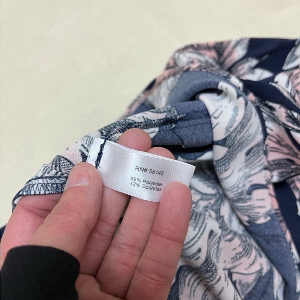 Boston Proper S navy floral surplice romper with pockets - Picture 5 of 10